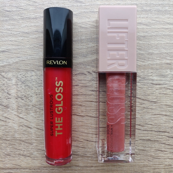 Maybelline Lifter Gloss 'Moon', Revlon Super Lustruos Gloss 'Fatal Apple' - Picture 1 of 2